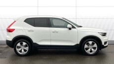 Volvo Xc40 2.0 T4 Momentum Pro 5dr AWD Geartronic Petrol Estate
